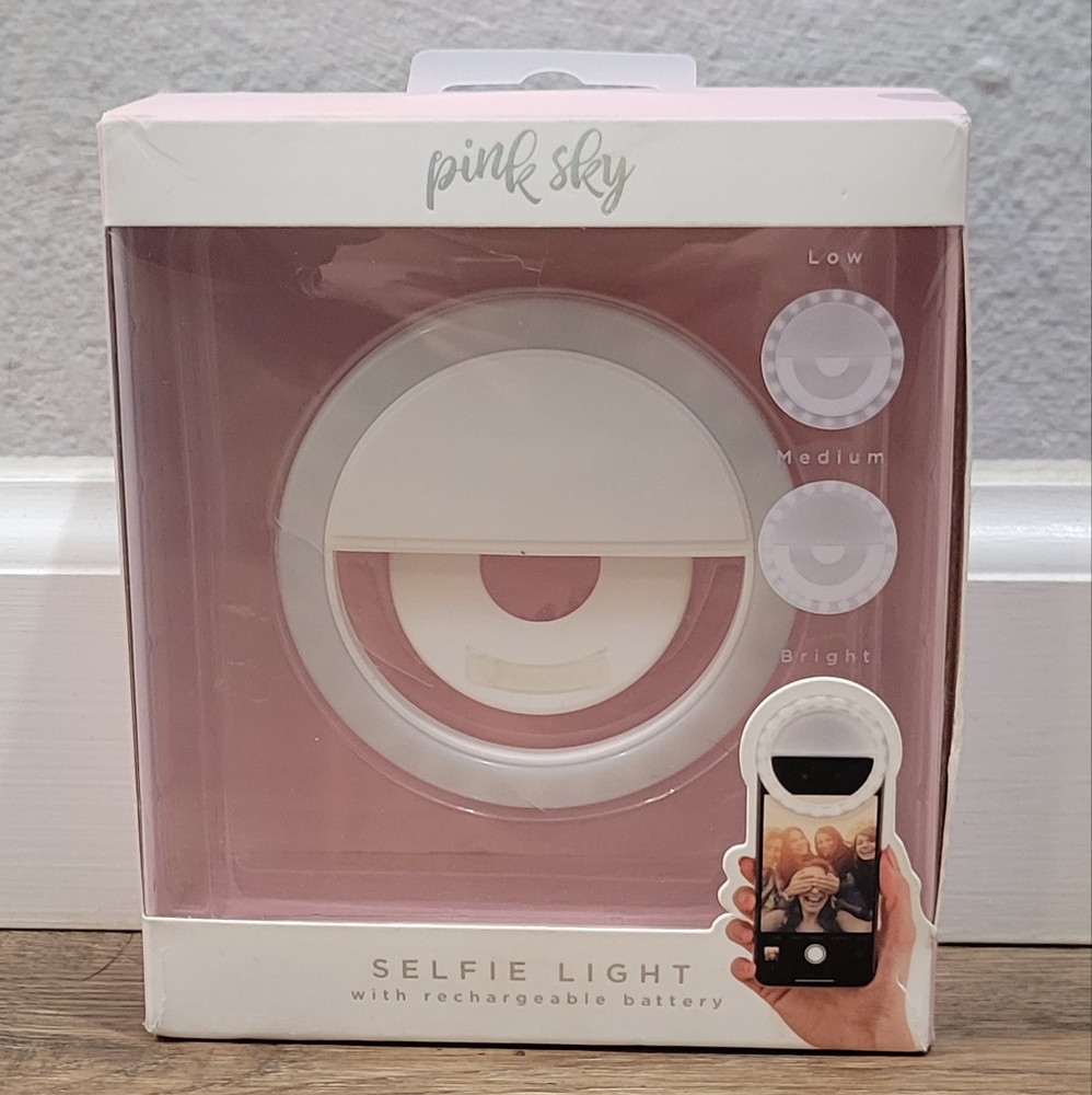 Pink Sky Rechargeable Clip On Selfie Light